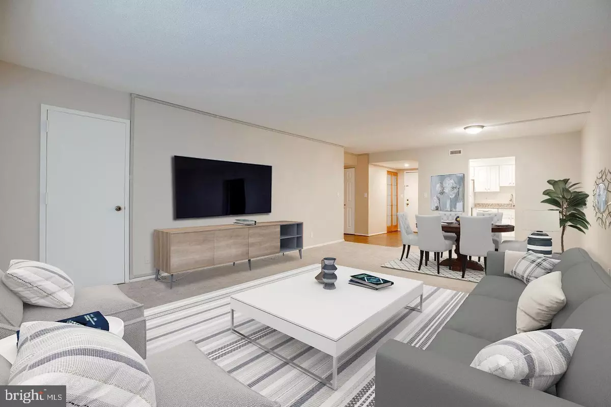 Mclean, VA 22102,7651 TREMAYNE PL #202