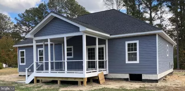 Colonial Beach, VA 22443,145 AZURE DRIVE