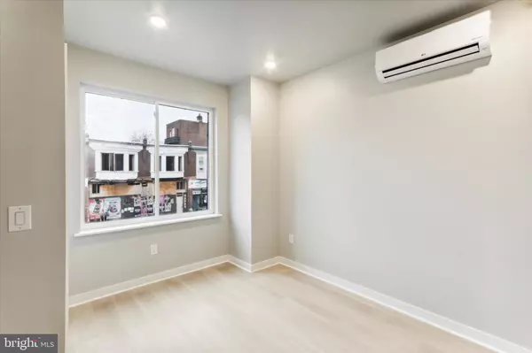 Philadelphia, PA 19143,316 S 52ND ST #3