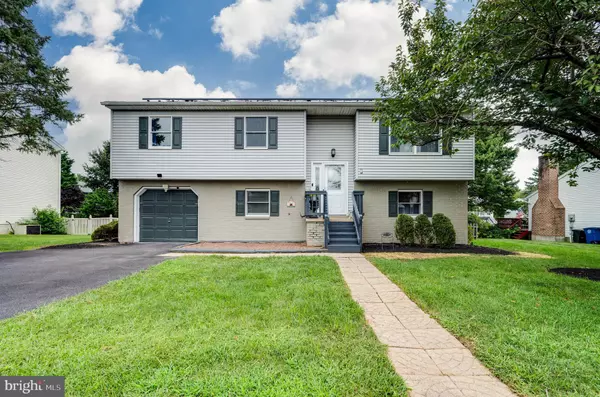 520 OAK ST, Leesport, PA 19533