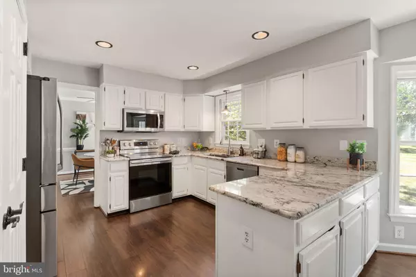 Sterling, VA 20165,1 FOXMORE CT