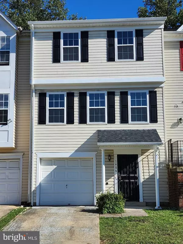 Oxon Hill, MD 20745,1606 DEEP GORGE CT