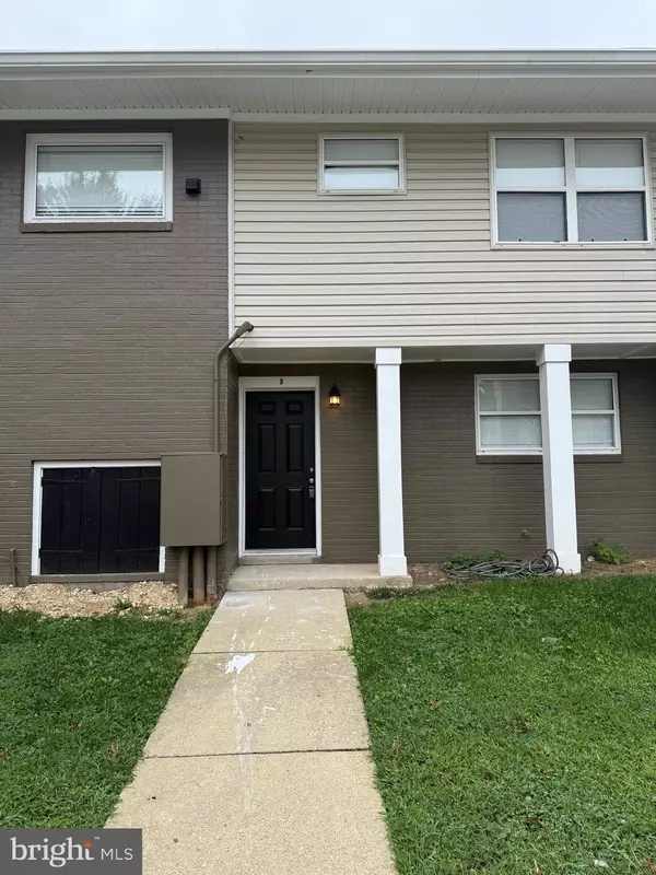 2050 NIKE DR #9, Waldorf, MD 20601