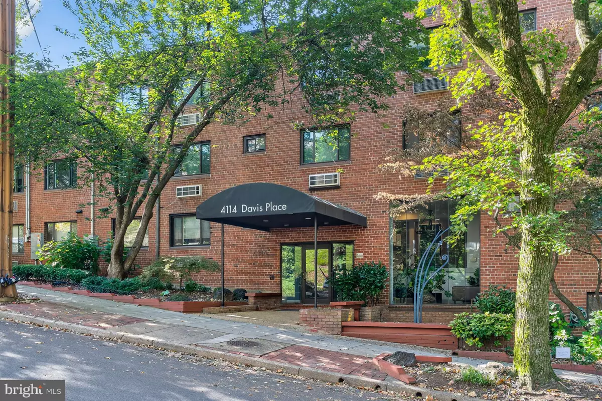 Washington, DC 20007,4114 DAVIS PL NW #1