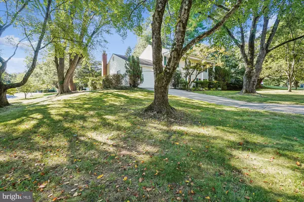Potomac, MD 20854,12119 GREENLEAF AVE