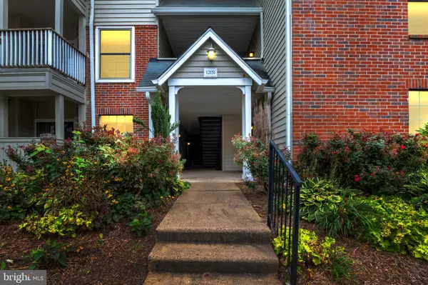 12151 PENDERVIEW LN #2005, Fairfax, VA 22033