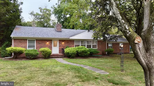 559 CHESTNUT TER, Vineland, NJ 08360