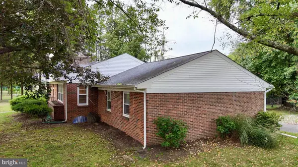 Vineland, NJ 08360,559 CHESTNUT TER