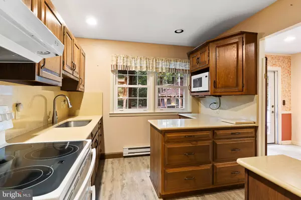 Etters, PA 17319,20 RAMBLEWOOD DR