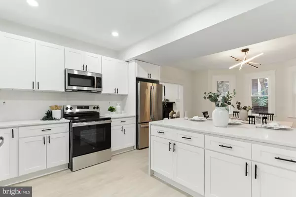 2603 POPLAR DR, Gwynn Oak, MD 21207
