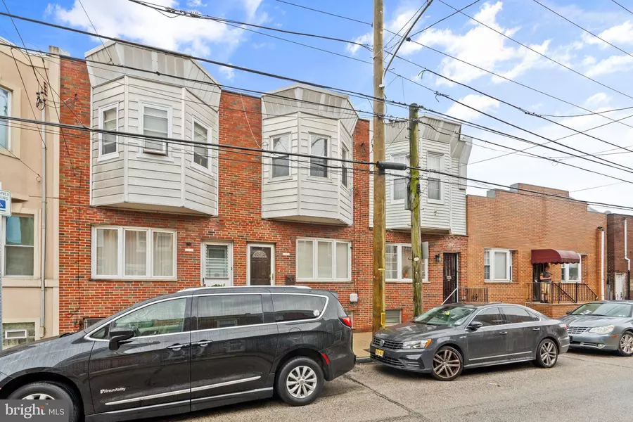 3207 SALMON ST, Philadelphia, PA 19134