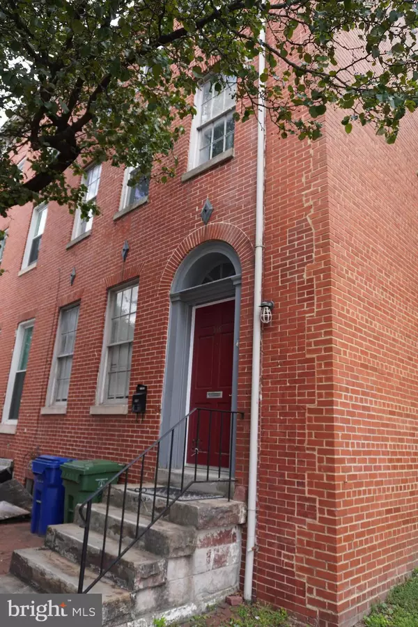 816 W LOMBARD ST, Baltimore, MD 21201