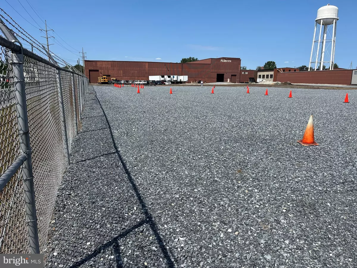 Manheim, PA 17545,236 S CHERRY ST #LOT 7A