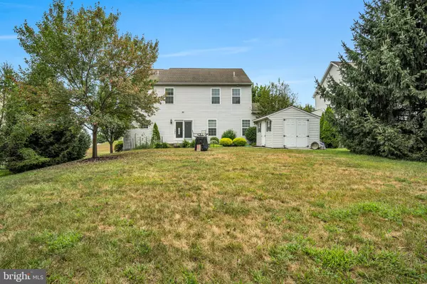 Carlisle, PA 17013,215 WEST VW