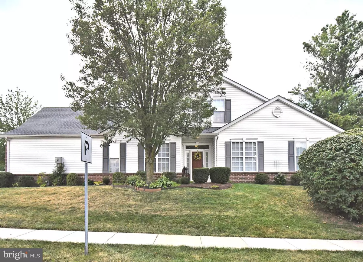 Lansdale, PA 19446,2 NEWBURY WAY