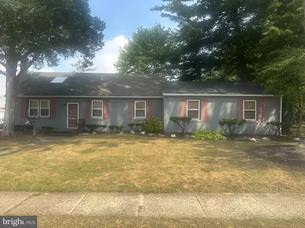 Mount Ephraim, NJ 08059,102 LINCOLN AVE