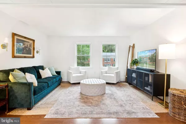 6625 10TH ST #C2, Alexandria, VA 22307