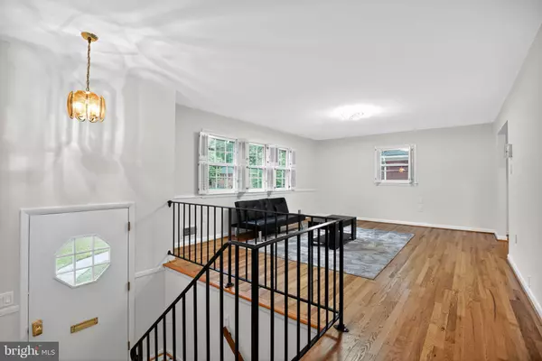 Alexandria, VA 22308,1704 COOL SPRING DR