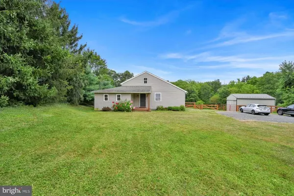 Mohnton, PA 19540,897 ZION RD
