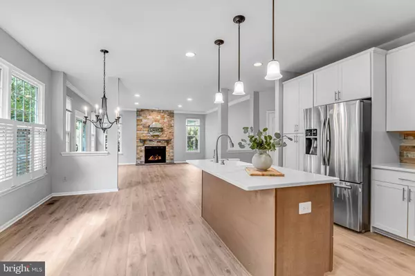 Chantilly, VA 20152,25843 PRIESTERS POND DR