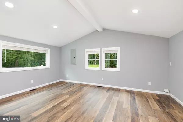 Stafford, VA 22556,123 HOLLY DR