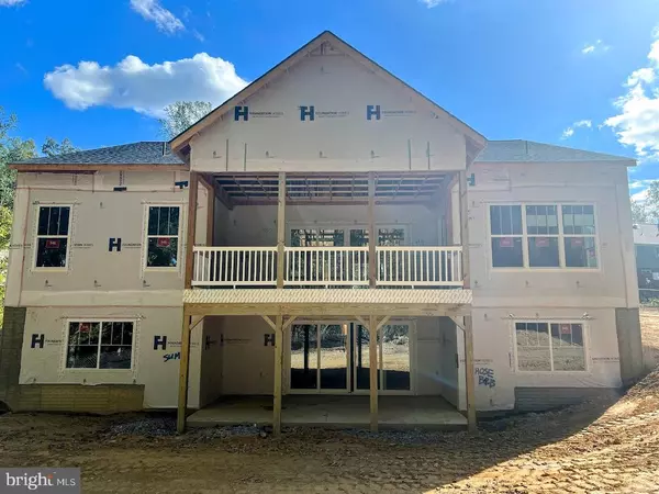 Spotsylvania, VA 22553,10416 NI RIVER DR