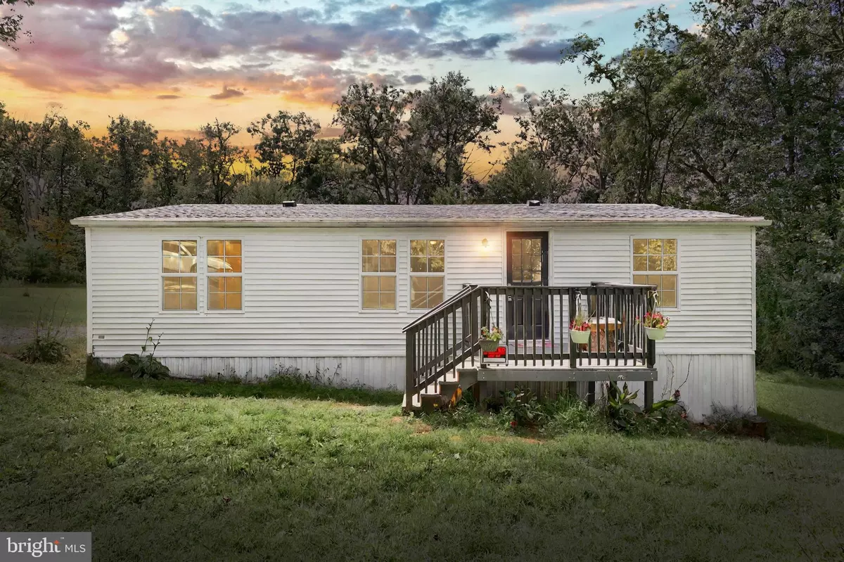 Airville, PA 17302,76 LAUREL DR