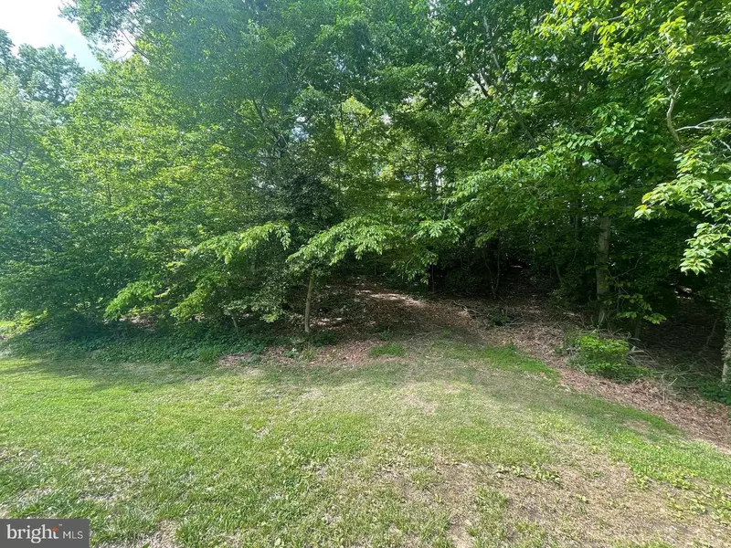 3664 BROOKESIDE DR, Chesapeake Beach, MD 20732