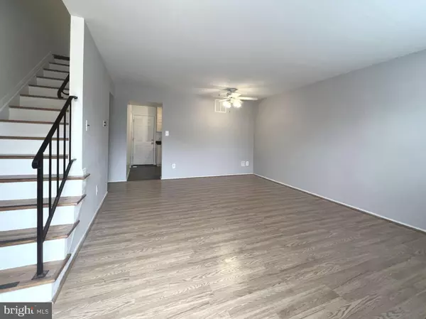 Glen Burnie, MD 21061,462 LONG TOWNE CT