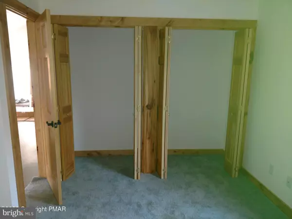 East Stroudsburg, PA 18301,178 MOCKINGBIRD WAY #B