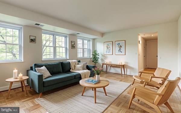 1336 N ODE ST N #7, Arlington, VA 22209