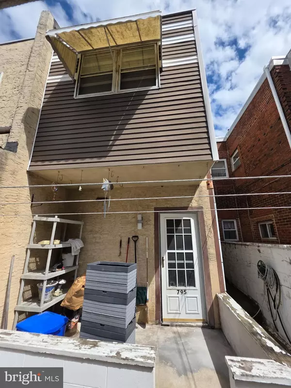 Philadelphia, PA 19145,2634 S 16TH ST