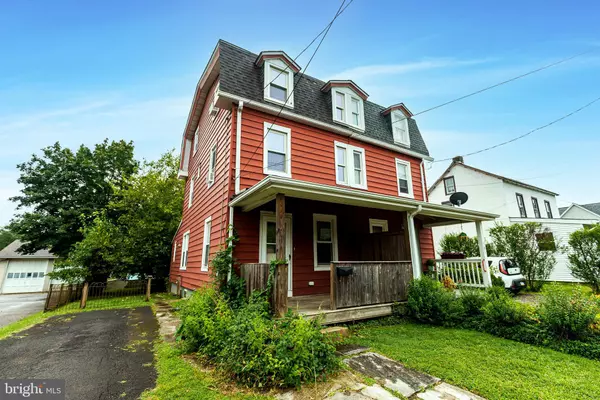 Jenkintown, PA 19046,383 STEWART AVE