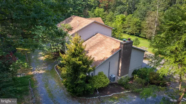 Hedgesville, WV 25427,207 RHODODENDRON DR