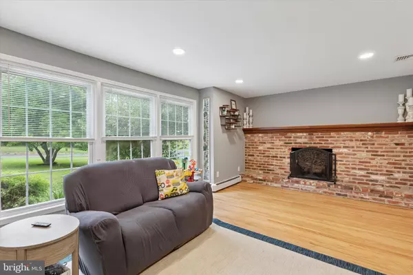 Harleysville, PA 19438,440 MOYER RD