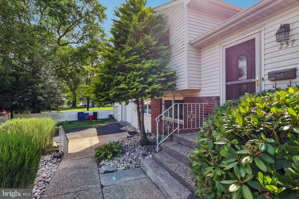 Mount Holly, NJ 08060,237 FRONT ST