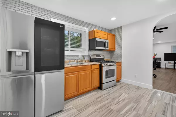 8510 BONNY DR, District Heights, MD 20747