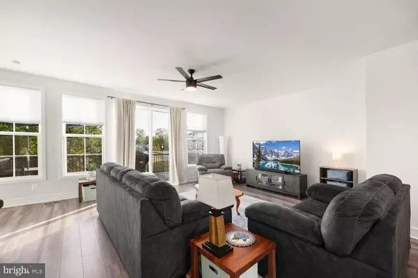 Haymarket, VA 20169,6863 KARTER ROBINSON DR