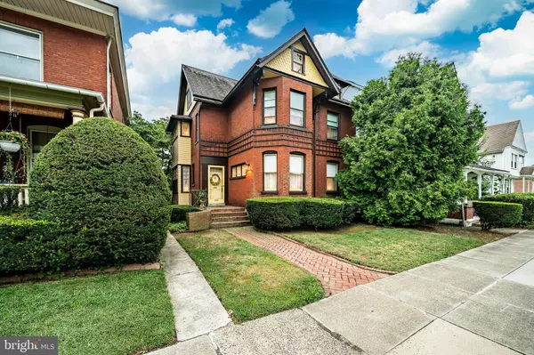 536 E CHESTNUT ST, Coatesville, PA 19320