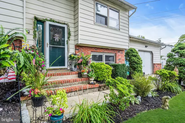 Browns Mills, NJ 08015,206 PIUTE TRL