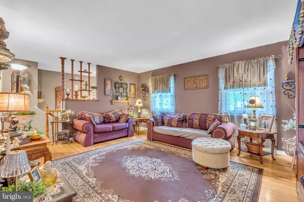 Browns Mills, NJ 08015,206 PIUTE TRL