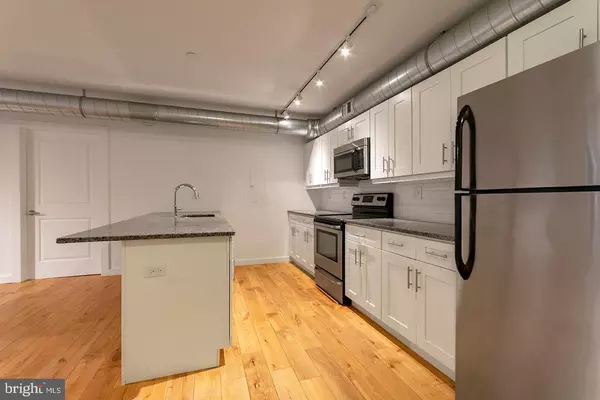 Philadelphia, PA 19106,224 CHURCH ST #UNIT 215