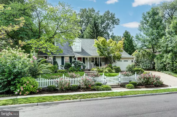 Haddonfield, NJ 08033,6 HERITAGE RD