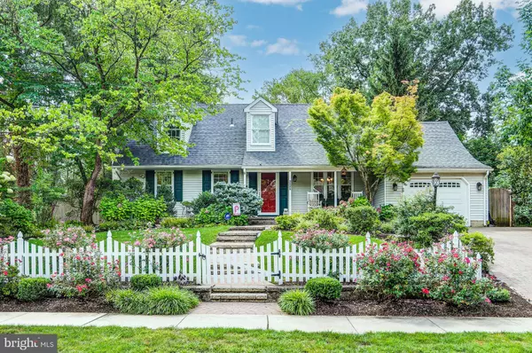 Haddonfield, NJ 08033,6 HERITAGE RD