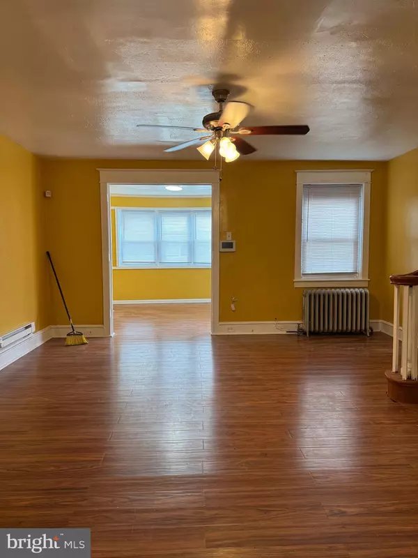 Philadelphia, PA 19143,2005 S REDFIELD ST