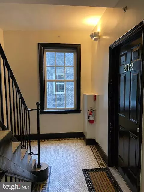 Baltimore, MD 21217,2511 EUTAW PL #402