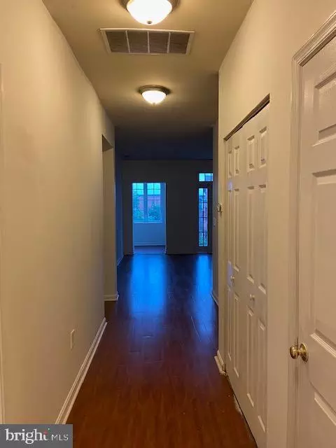 Baltimore, MD 21217,2511 EUTAW PL #402