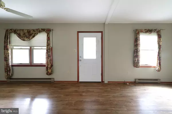 Pleasant Gap, PA 16823,214 DANIELLE DR