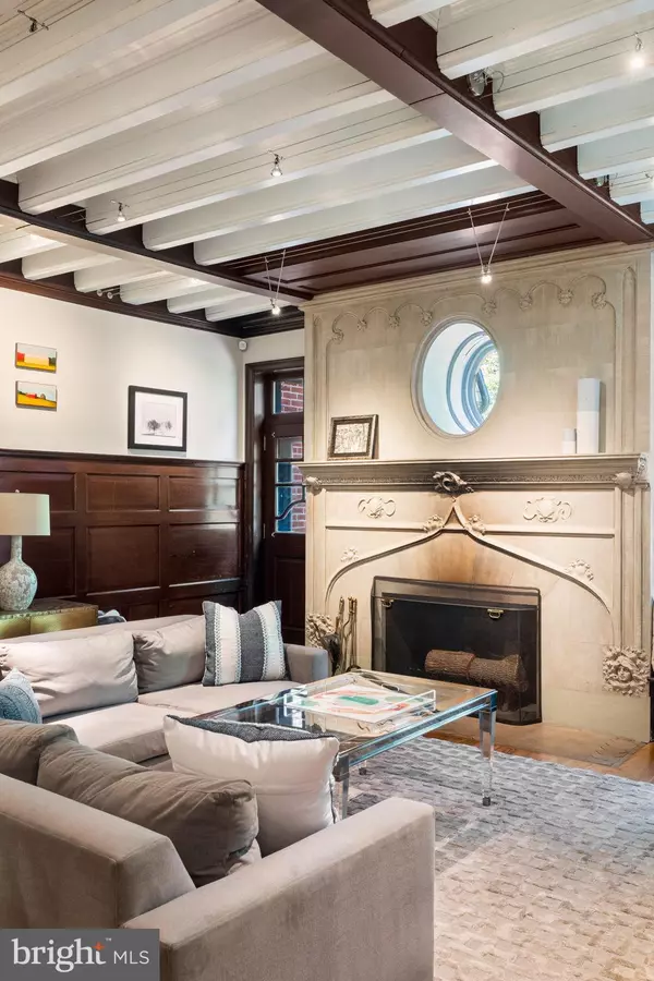 Philadelphia, PA 19118,401 E EVERGREEN AVE