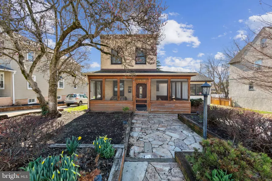 4052 CENTER AVE, Lafayette Hill, PA 19444